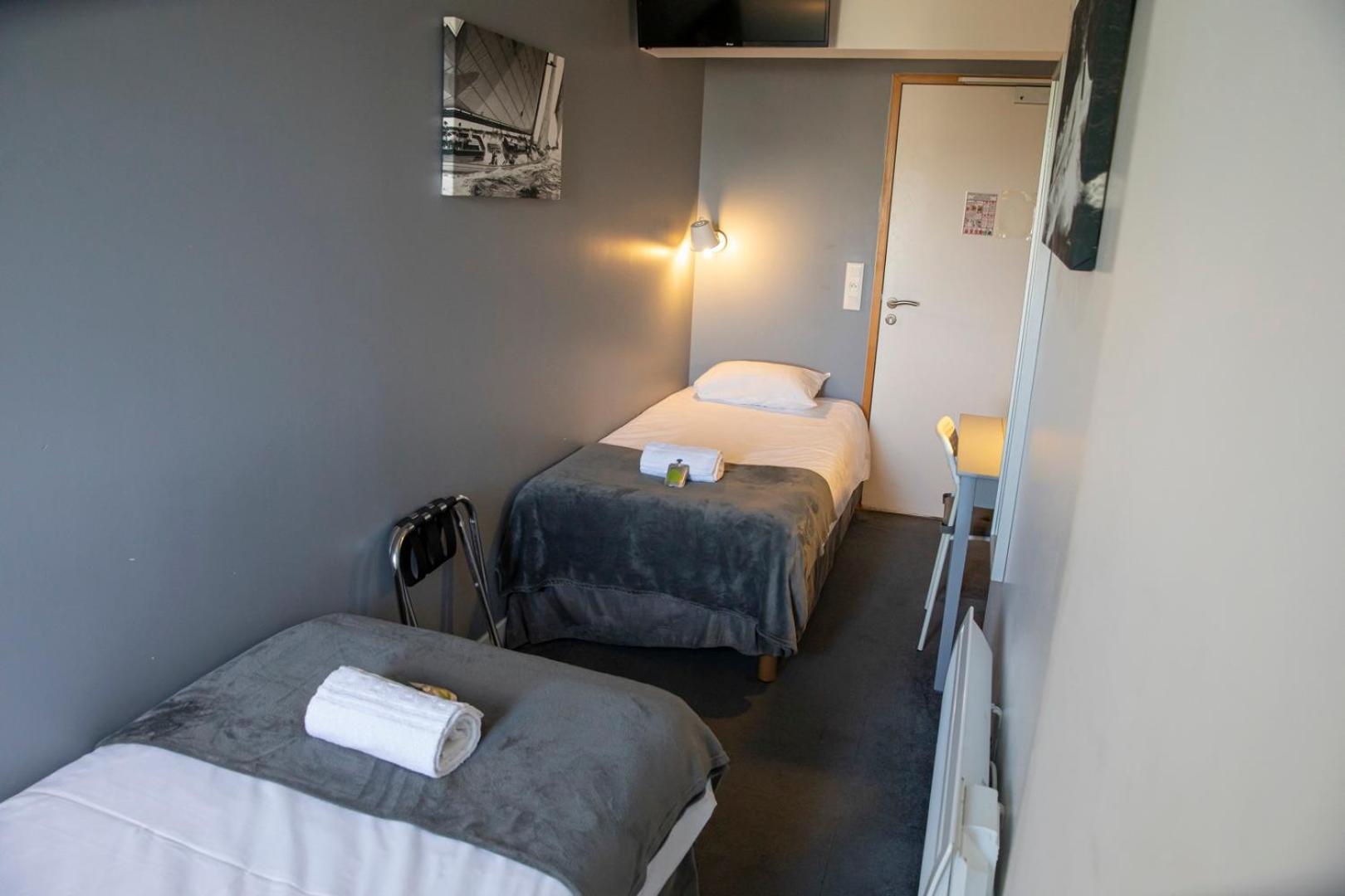 Au Bout Du Quai Hotel Granville Bagian luar foto