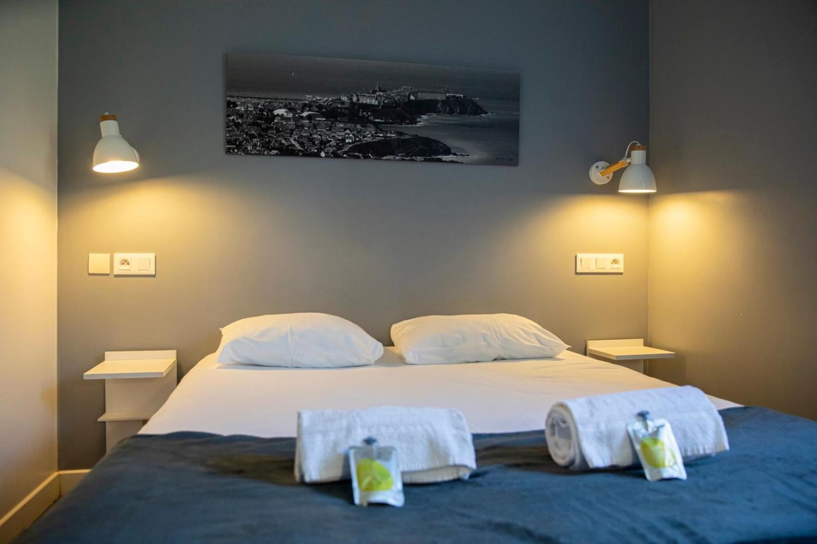 Au Bout Du Quai Hotel Granville Bagian luar foto