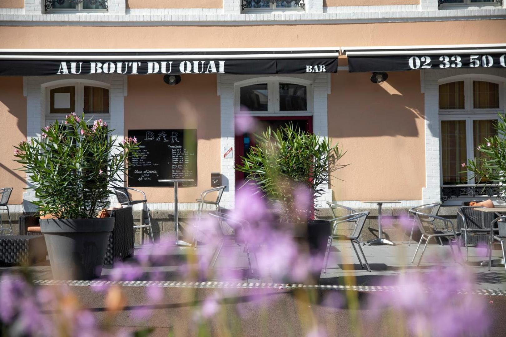 Au Bout Du Quai Hotel Granville Bagian luar foto